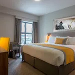 Maldron Sandy Road Hotel 4*