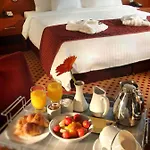 Maldron Sandy Road 4*
