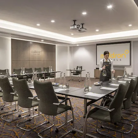 Maldron Sandy Road 4*