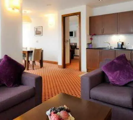 Szálloda Maldron Sandy Road 4*