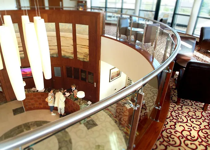 Maldron Sandy Road 4*