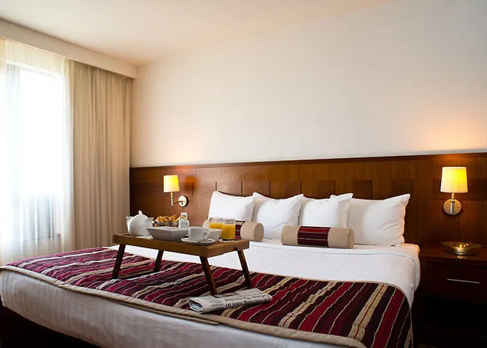 Hotel Maldron Sandy Road