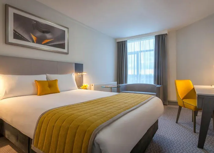 Hotel Maldron Sandy Road 4*