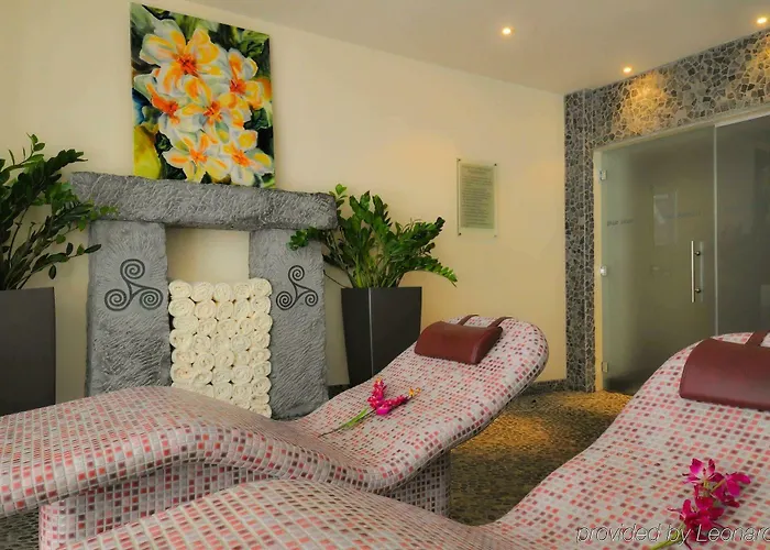 Maldron Sandy Road 4*