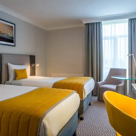 Maldron Sandy Road Hotel 4*
