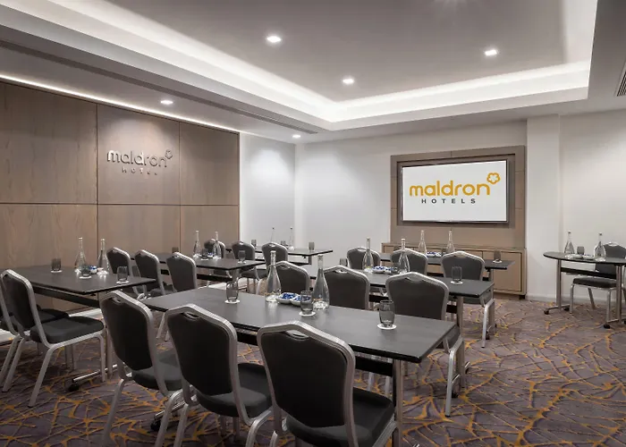 Maldron Sandy Road Hotel 4*